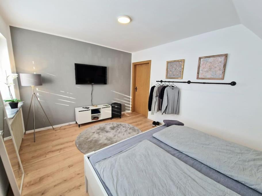 Gemuetliche Wohnung Direkt Am Kuestenkanal! Wardenburg Экстерьер фото