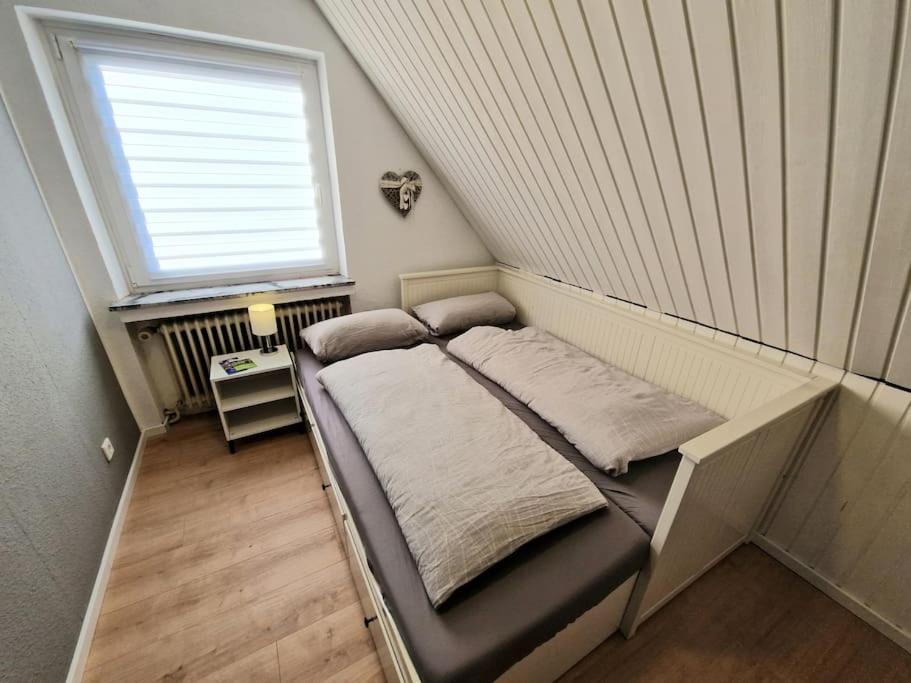 Gemuetliche Wohnung Direkt Am Kuestenkanal! Wardenburg Экстерьер фото